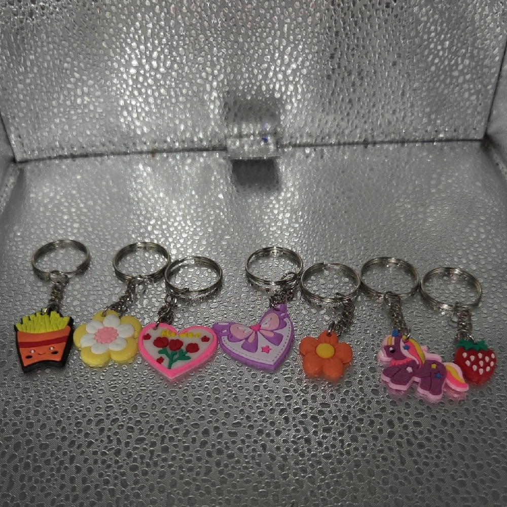 Keychain, Colorful Set Of Seven with Fun Charms #4